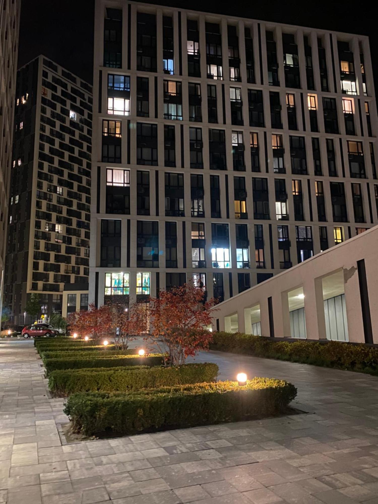 Апартаменти З Неймовірною Ванною Kiev Exterior foto